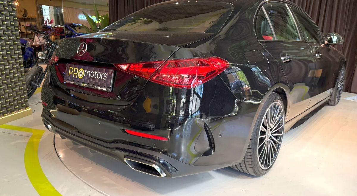 Daniel Bîrligea și-a scos mașina la vânzare