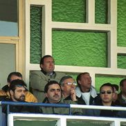 Imagini de arhivă cu Constantin Stroe. Aici, în lojă alături de Nicolae Dorbin / Sursă foto: Gazeta Sporturilor