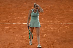 Surpriza anului în tenis! Aryna Sabalenka a fost eliminată în sferturi la Madrid, după ce a ratat ȘASE mingi de meci