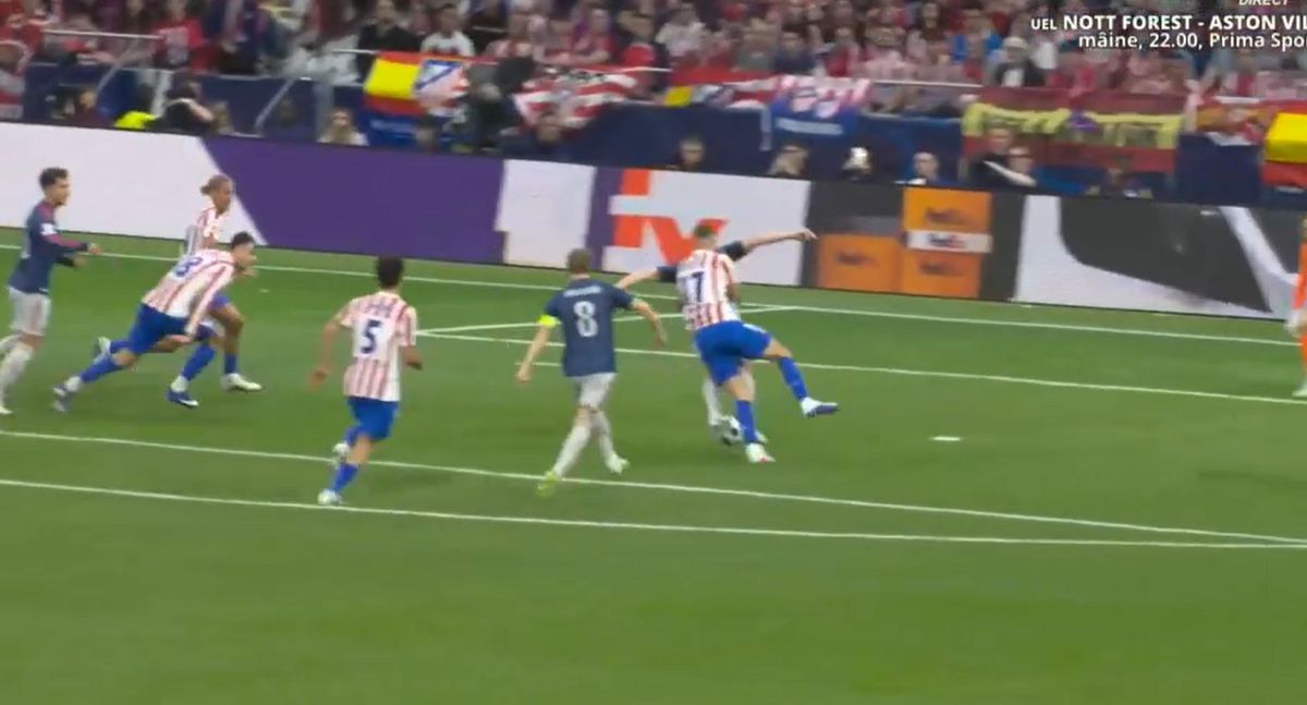 Penalty controversat în Atletico - Arsenal