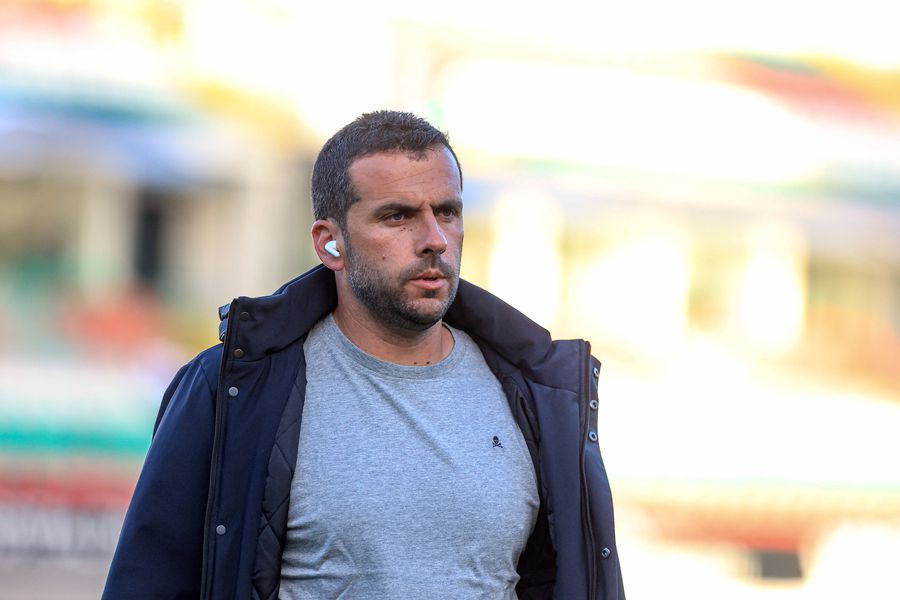 Ianis Stoica a rămas fără antrenor cu 3 etape înainte de finalul sezonului » Probleme privind salvarea de la retrogradare