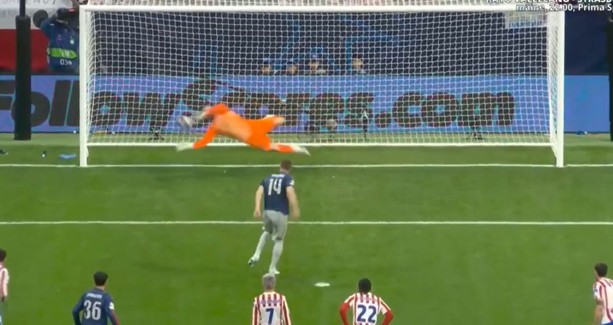 Penalty controversat în Atletico - Arsenal » Verdictul specialistului