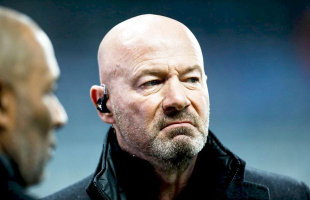 Alan Shearer arată cu degetul o fază crucială din PSG - Bayern: „E absurd total!” » Wayne Rooney îi dă dreptate: „Așa o fi în Europa”