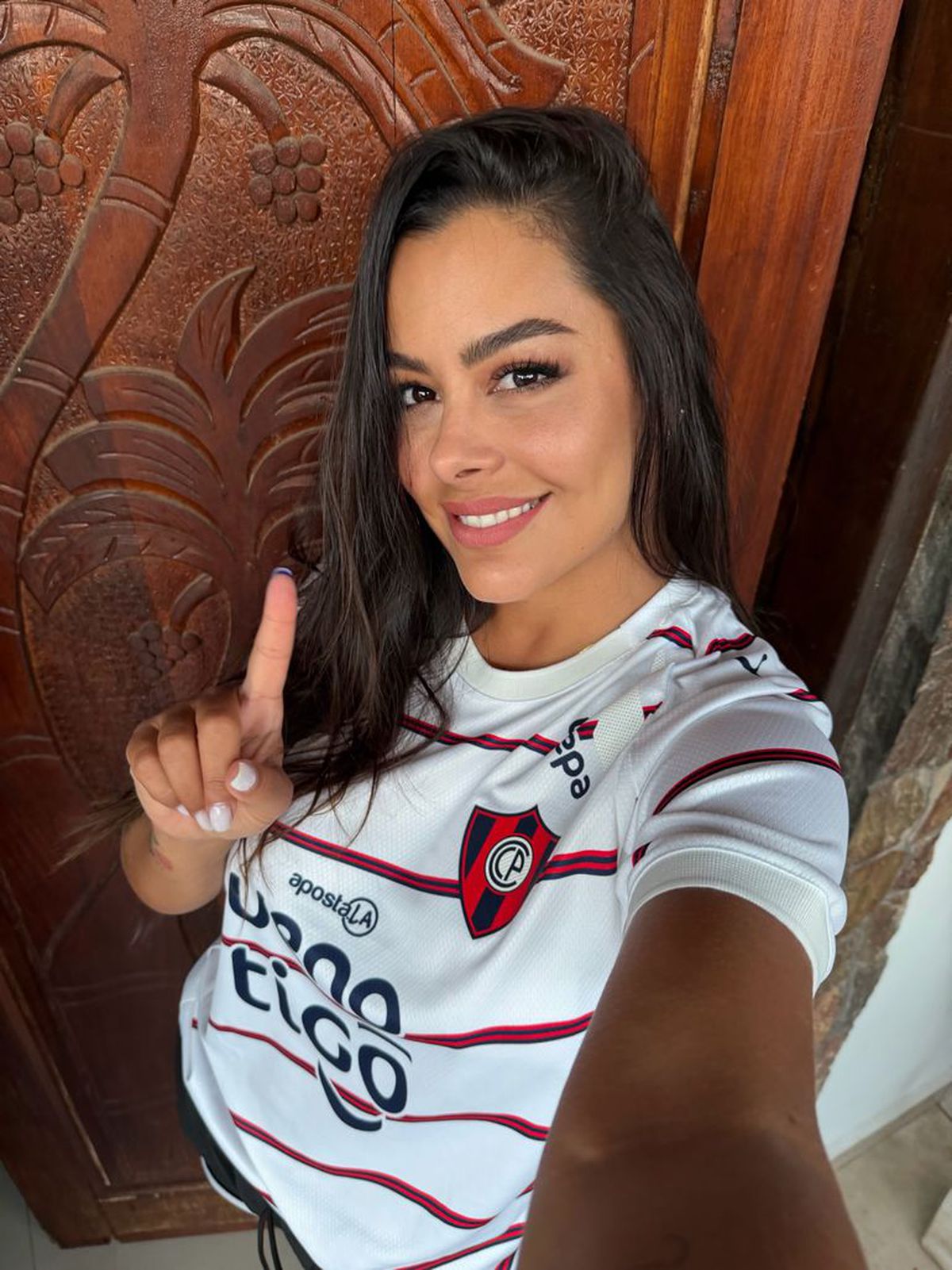 Transformarea incredibilă a Larissei, modelul care a „înnebunit” lumea fotbalului la CM 2010 » Cum arată la 41 de ani