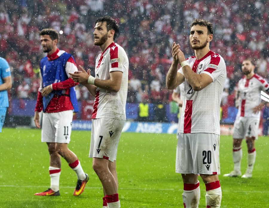 Jucătorul din Superliga, coleg de cameră cu starul care a făcut senzație în PSG - Bayern: „Știi acest sentiment”