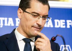 FIFA se inspiră din regula FRF » Legea contestată dur de Gigi Becali ar putea fi impusă la nivel mondial!