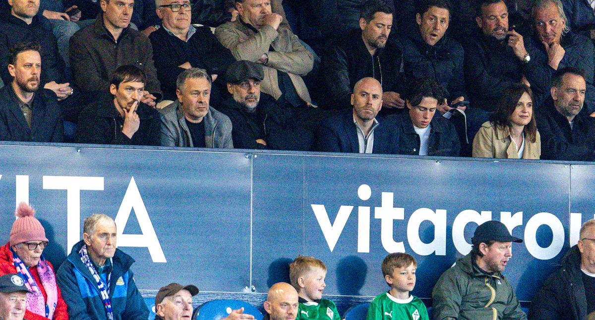 Pep Guardiola a „fugit” de spectacolul din Champions League! Incredibil unde a fost surprins în timp ce PSG și Bayern Munchen ofereau meciul anului