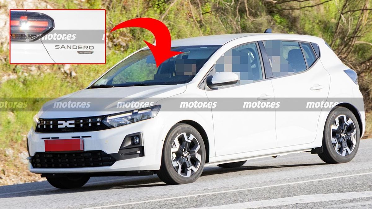 Noua Dacia a fost văzută pe străzi » Imagini-„spion” cu modelul care se lansează în câteva luni