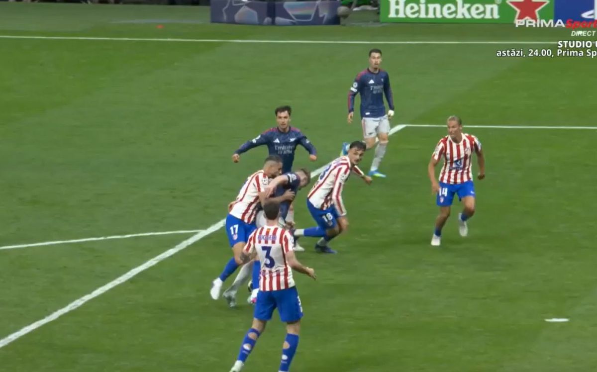 Penalty controversat în Atletico - Arsenal » Verdictul specialistului