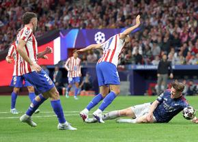 Penalty controversat în Atletico - Arsenal » Verdictul specialistului