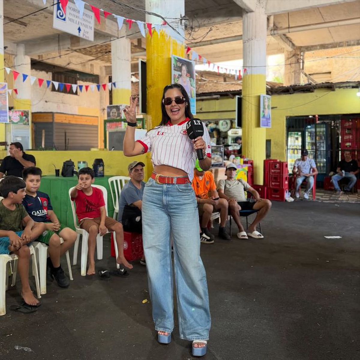 Transformarea incredibilă a Larissei, modelul care a „înnebunit” lumea fotbalului la CM 2010 » Cum arată la 41 de ani