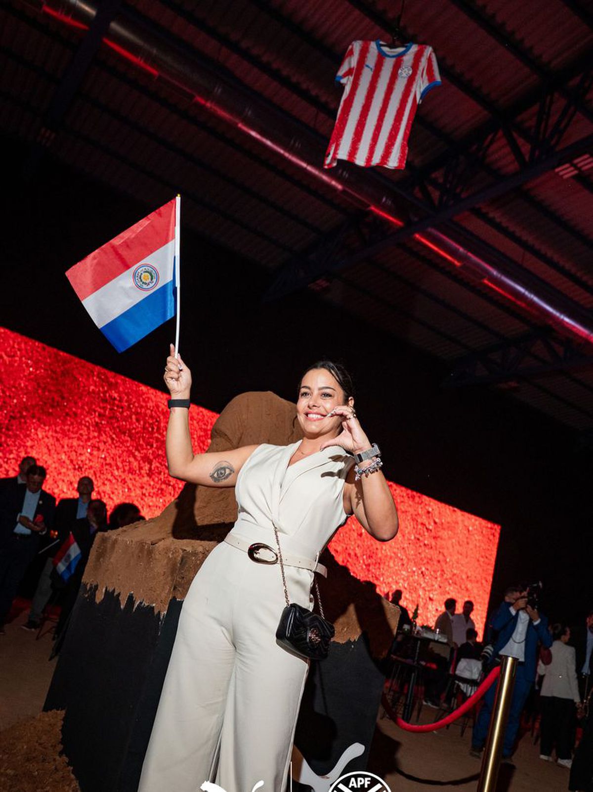 Transformarea incredibilă a Larissei, modelul care a „înnebunit” lumea fotbalului la CM 2010 » Cum arată la 41 de ani