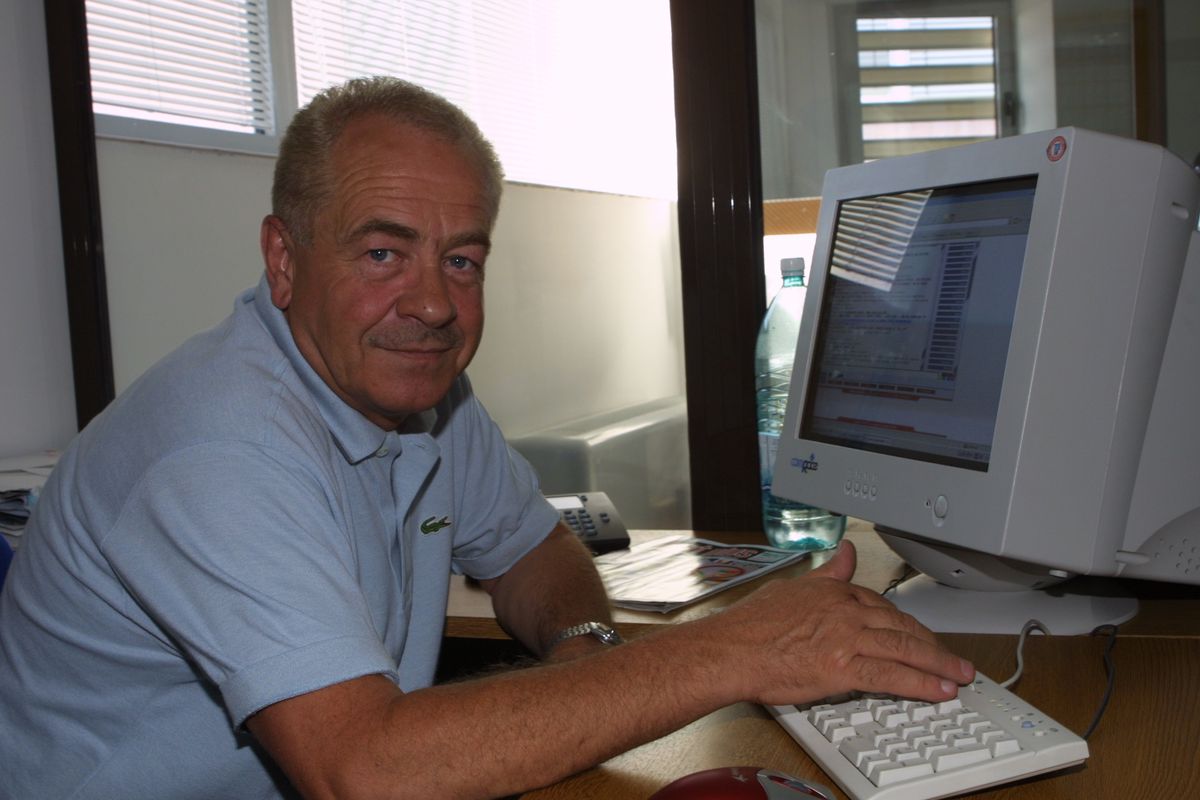 Dacia, salvată de la dispariție de un fost om de fotbal din România: „I se datorează salvarea brand-ului”