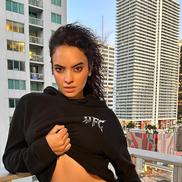 Nina Marie Daniele, cunoscută sub numele de Nina Drama, de la „iepuraș Playboy” la vedetă UFC
