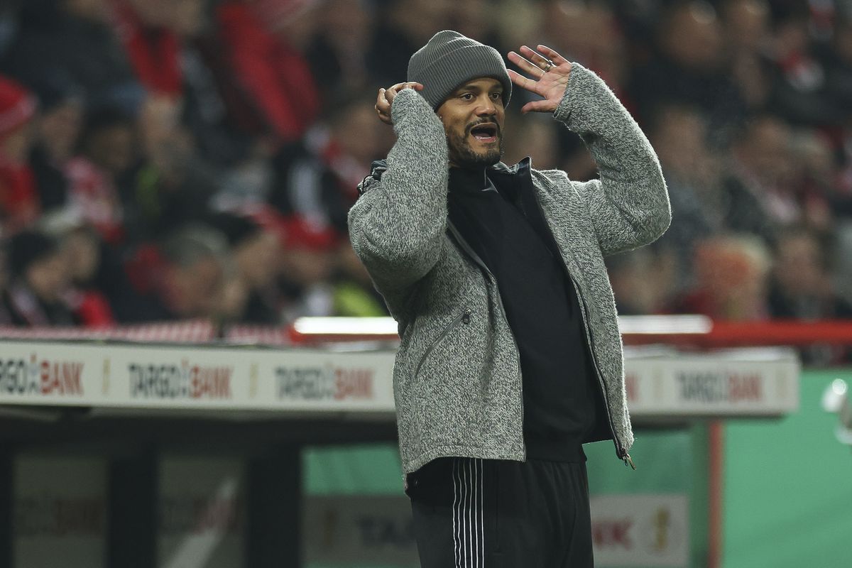 Detaliul de pe transmisiunea TV din Ligă l-a făcut pe MM Stoica să exclame: „Este o ofensă la adresa telespectatorilor!”