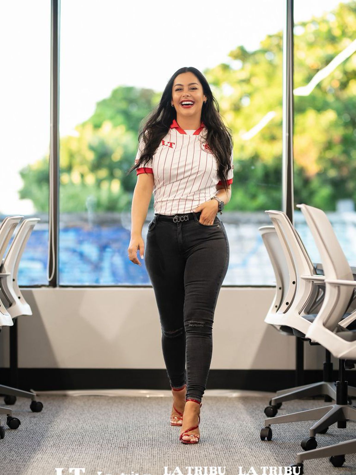 Transformarea incredibilă a Larissei, modelul care a „înnebunit” lumea fotbalului la CM 2010 » Cum arată la 41 de ani