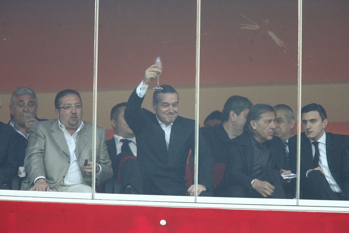 „Becali era în ciorapi de lână cu nepoata lui Gheorghiu-Dej” » Povestea uluitoare confirmată de patronul FCSB: „O zic fiindcă am auzit că e divorțată”