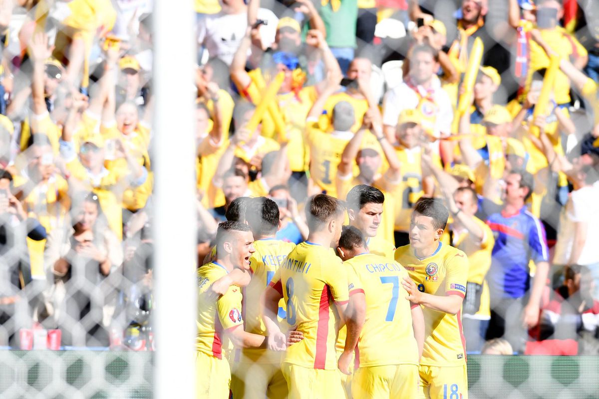 Naționala României - generație după generație. Care e poza ta favorită?