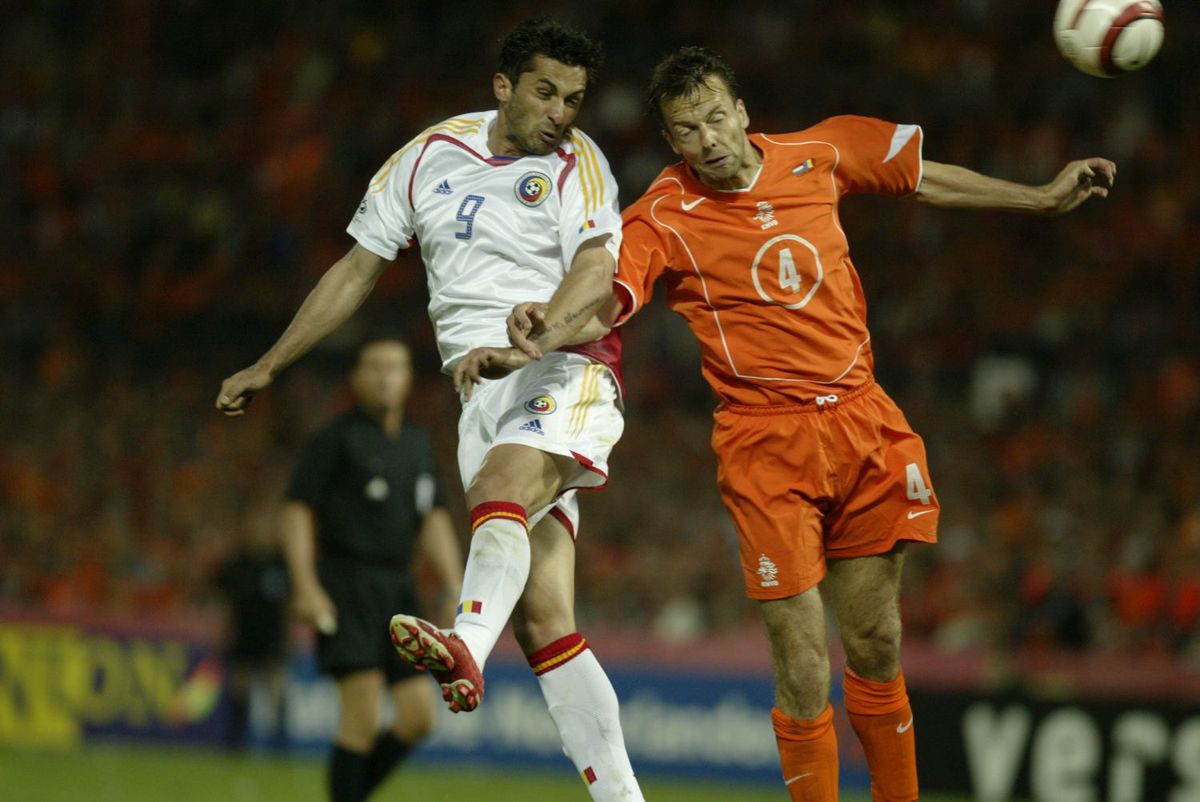 Naționala României - generație după generație. Care e poza ta favorită?