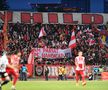 Momente incendiare la Dinamo - U Cluj » A plouat cu rachete de semnalizare în prima repriză!