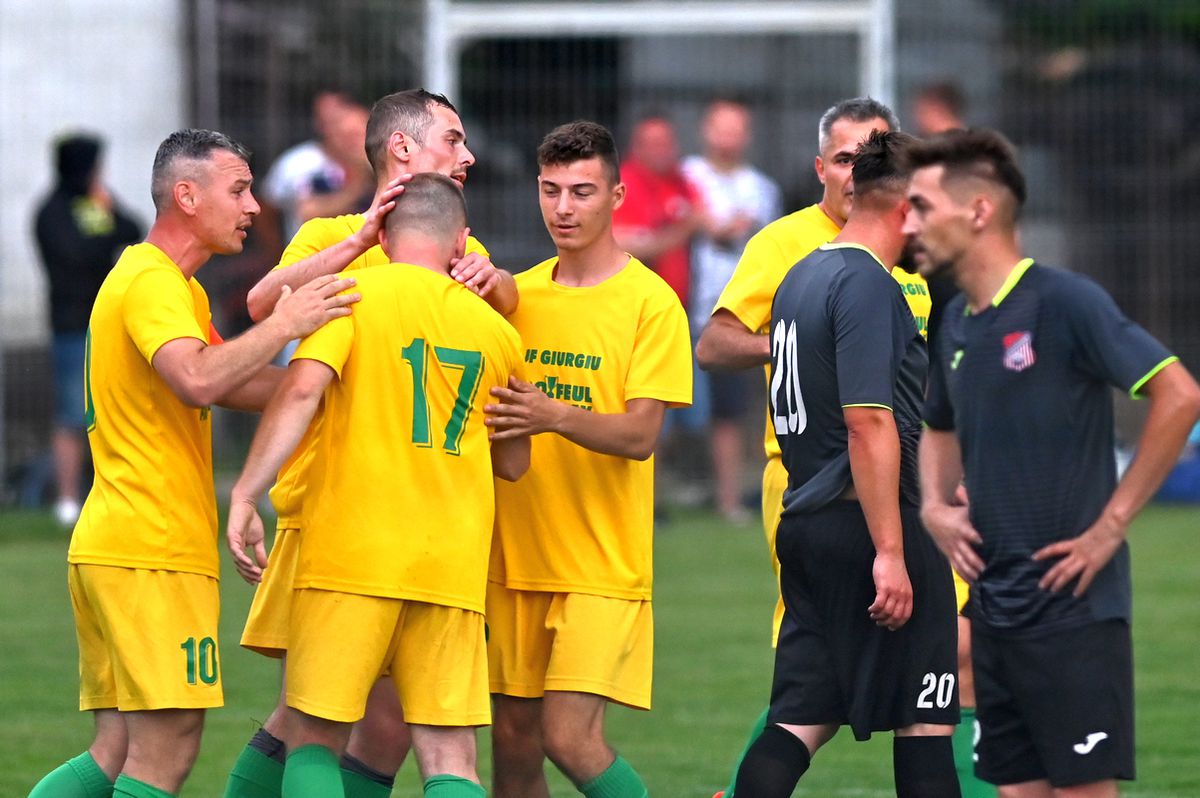 Game of Thrones în Liga 4 » Zmeii din Ogrezeni, campioni la pastramă! „Patroane, ești prea calm! Ai vândut meciul?” + Schimbare tactică: „Iese Motan, intră Pisoi”