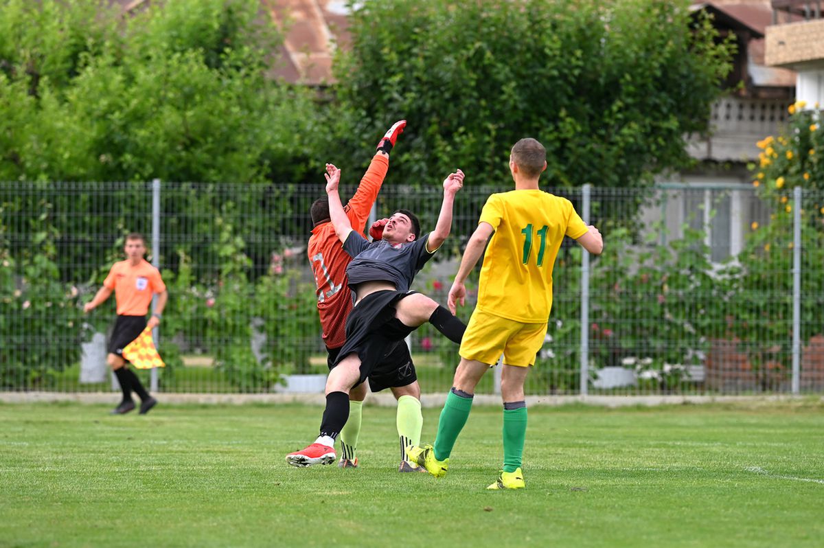 Game of Thrones în Liga 4 » Zmeii din Ogrezeni, campioni la pastramă! „Patroane, ești prea calm! Ai vândut meciul?” + Schimbare tactică: „Iese Motan, intră Pisoi”