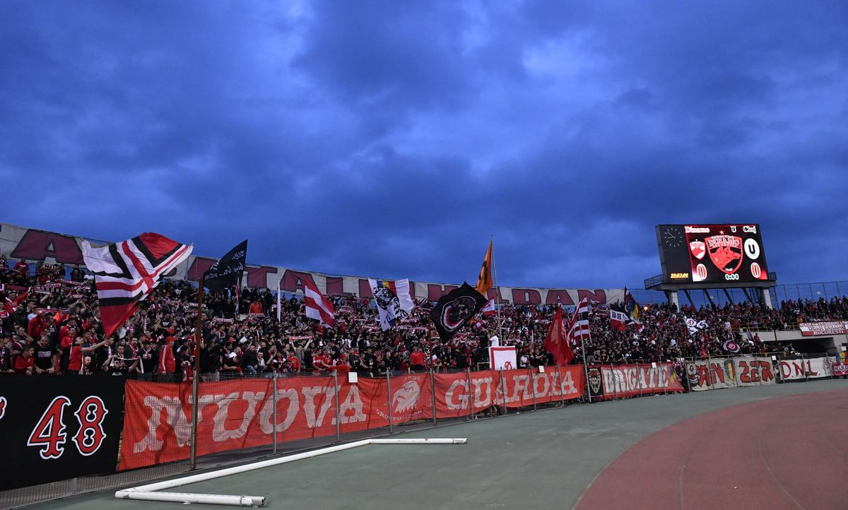 Dinamo - U Cluj, atmosferă