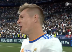 Kroos s-a enervat și a plecat din timpul interviului: „Ai așteptat 90 de minute să-mi pui întrebarea asta de rahat?!”
