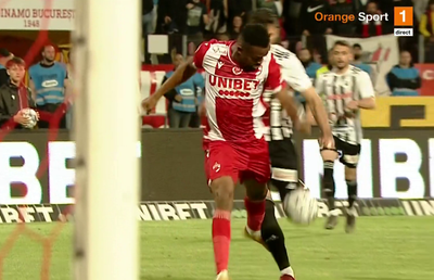 Dinamoviștii au cerut penalty în minutul 53 » Reluările au lămurit faza cu Irobiso și Florin Ilie