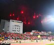 Momente incendiare la Dinamo - U Cluj » A plouat cu rachete de semnalizare în prima repriză!