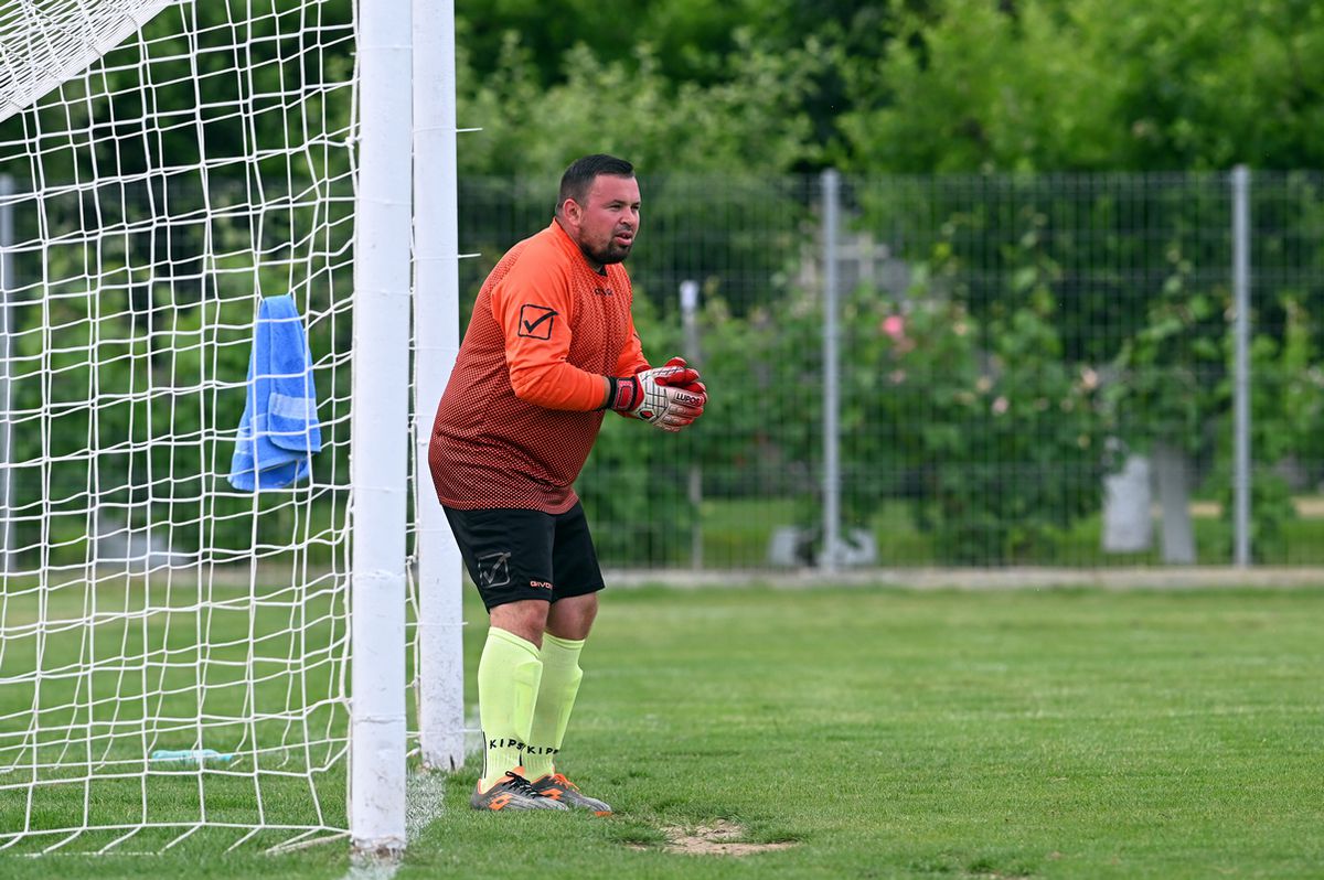 Game of Thrones în Liga 4 » Zmeii din Ogrezeni, campioni la pastramă! „Patroane, ești prea calm! Ai vândut meciul?” + Schimbare tactică: „Iese Motan, intră Pisoi”