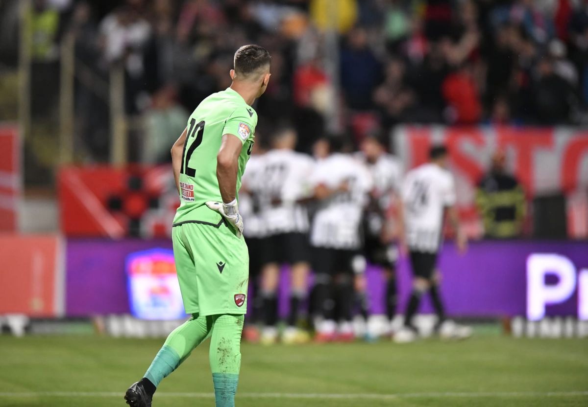 Dusan Uhrin jr, distrus după ce a retrogradat cu Dinamo: „Nu ştiu ce aş fi putut să fac mai mult în acest baraj”