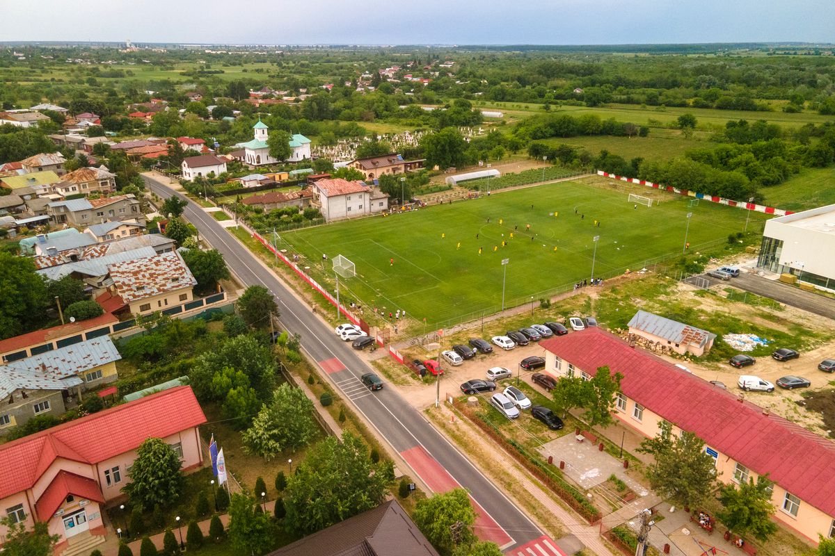 Game of Thrones în Liga 4 » Zmeii din Ogrezeni, campioni la pastramă! „Patroane, ești prea calm! Ai vândut meciul?” + Schimbare tactică: „Iese Motan, intră Pisoi”