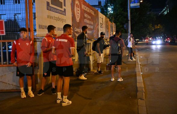 Pe unde au părăsit fotbaliștii lui Dinamo stadionul, după rușinea retrogradării în Liga 2