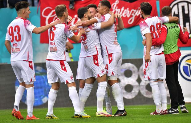 Faceți loc, trec „câinii roșii” » Dinamo, cu „Messi” Ghezali, o ZDROBEȘTE pe FC Argeș și pregătește sărbătoarea revenirii în Liga 1