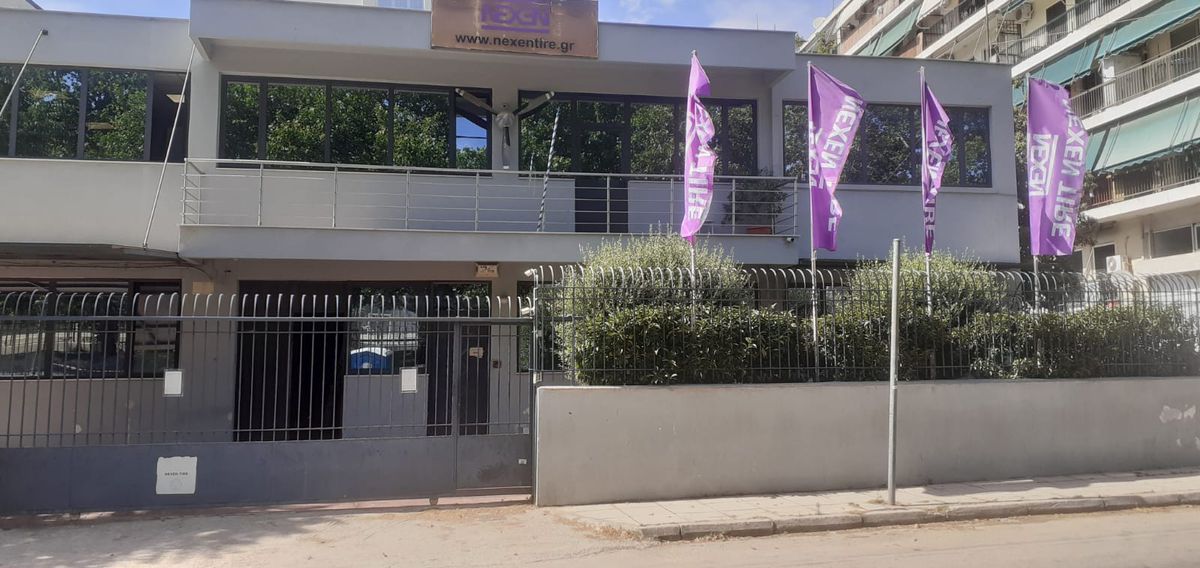 Orașul-fantomă » Imagini incredibile cu câteva ore înaintea finalei Olympiakos - Fiorentina! Obloane trase, doar polițiști și militari pe străzi