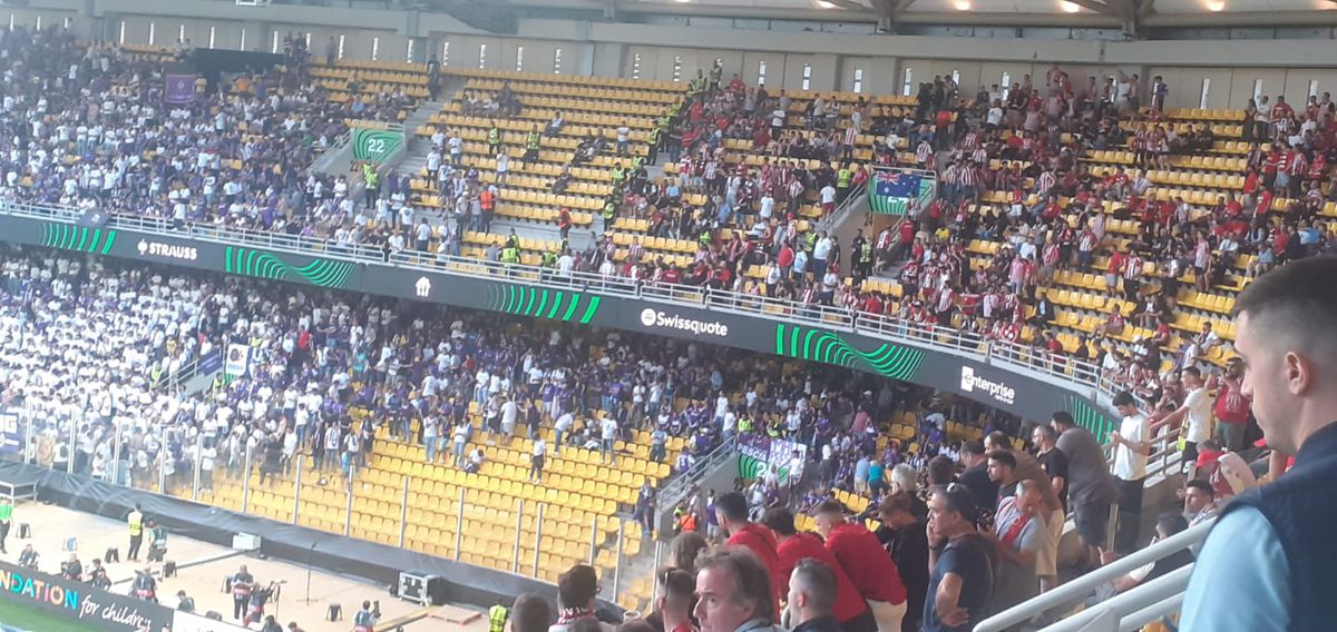 Suporteri Olympiakos - Fiorentina