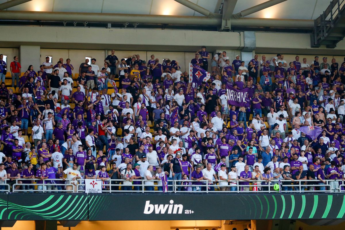 Zeii au decis: Cupa coboară în Port! Olympiakos trece de Fiorentina în prelungiri » Nebunie la Atena