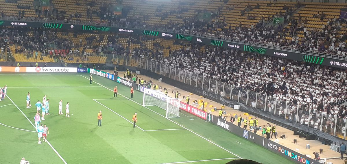 Zeii au decis: Cupa coboară în Port! Olympiakos trece de Fiorentina în prelungiri » Nebunie la Atena