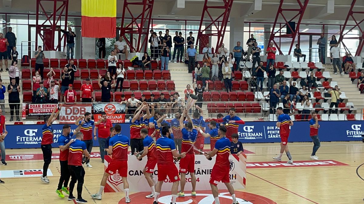 S-a încheiat o eră în Ștefan cel Mare » Xavi Pascual pleacă de la Dinamo și merge în Ungaria să câștige Liga Campionilor