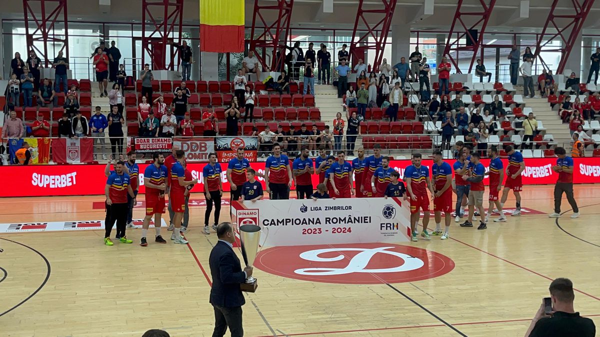 S-a încheiat o eră în Ștefan cel Mare » Xavi Pascual pleacă de la Dinamo și merge în Ungaria să câștige Liga Campionilor