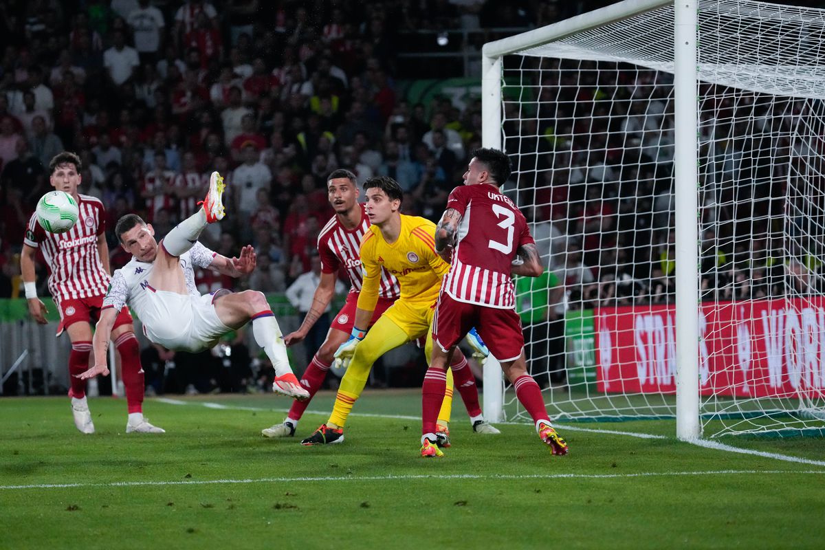 Cele mai spectaculoase imagini de la Olympiakos - Fiorentina, finala Conference League