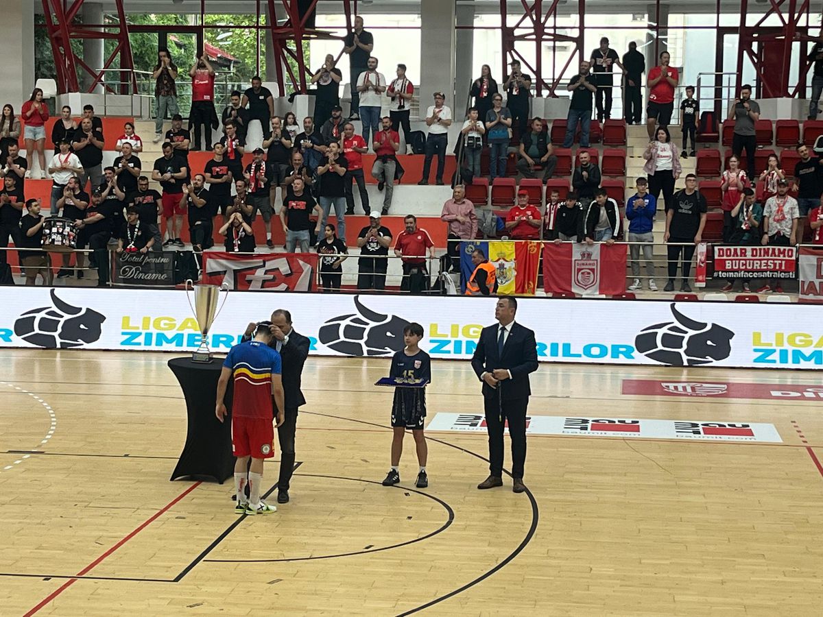 S-a încheiat o eră în Ștefan cel Mare » Xavi Pascual pleacă de la Dinamo și merge în Ungaria să câștige Liga Campionilor