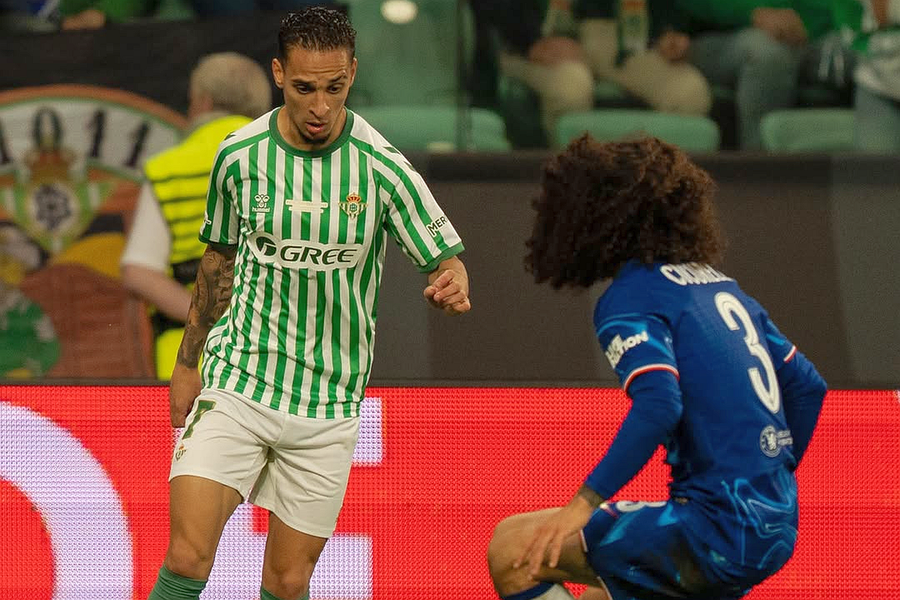 Antony, brazilianul împrumutat de Real Betis de la Manchester United. Foto: Instagram Antony, devastat după eșecul lui Betis din finala lui Conference League: „Mi-e greu să-mi găsesc cuvintele”