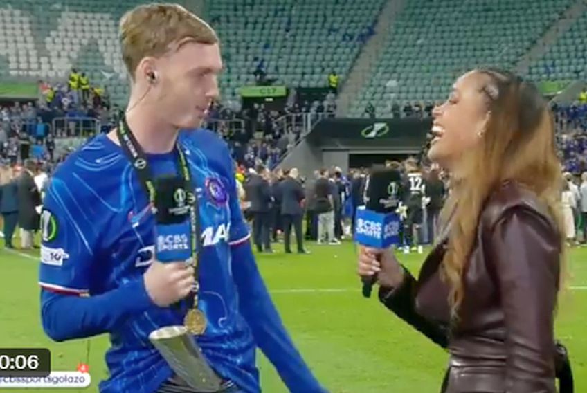 Cole Palmer, cu trofeul în pantaloni la interviu