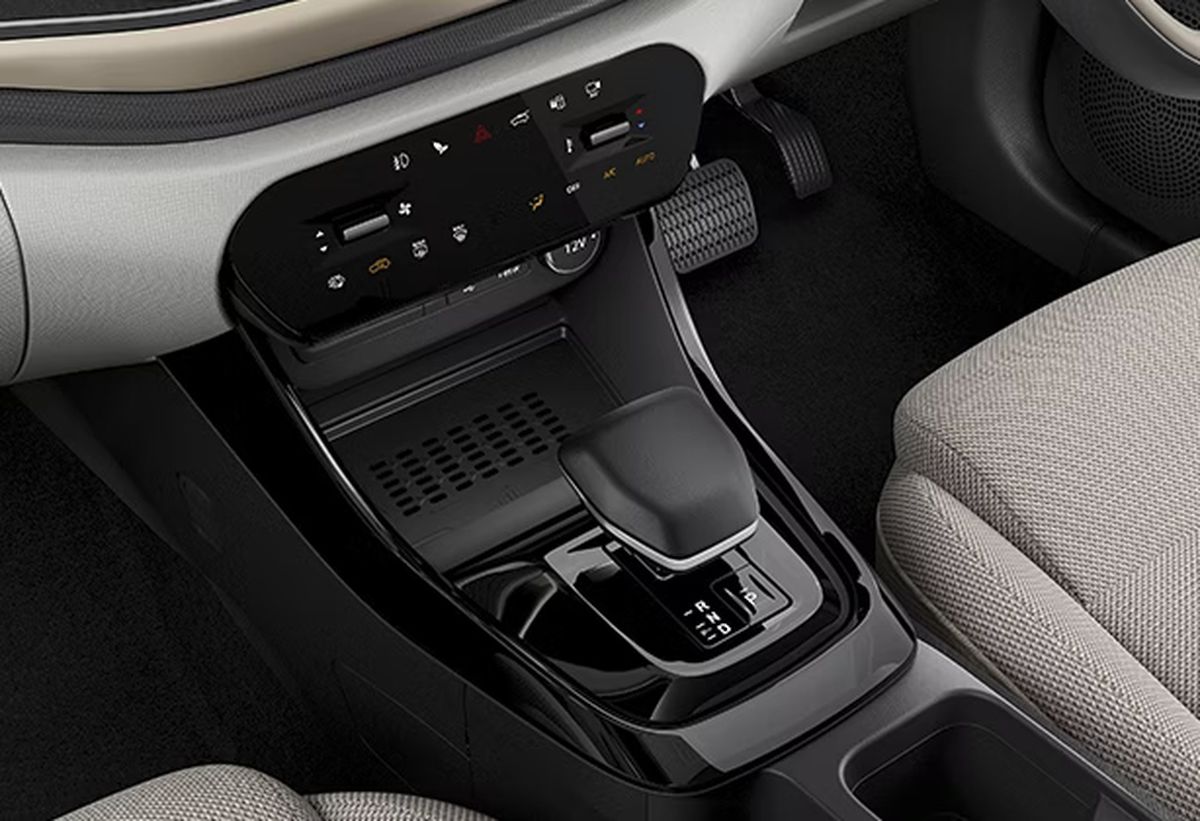 Mașina necunoscută care este mai ieftină decât Dacia în 2025 » A copiat designul Hyundai și Renault și are dotări premium