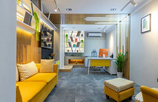 3 motive să faci yoga dimineața (niciunul nu include trezitul la 5 AM)