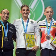 Ana Maria Bărbosu, cu medalia de bronz, pe podiumul Campionatelor Europene. Foto: Imago Images