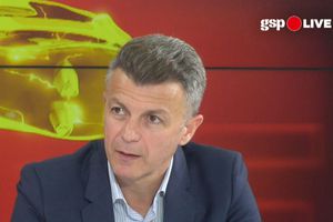 Antrenorul Ovidiu Burcă și jurnalistul Emanuel Roșu vin în studioul GSP Live: Ionuț Radu, titular cu Turcia?