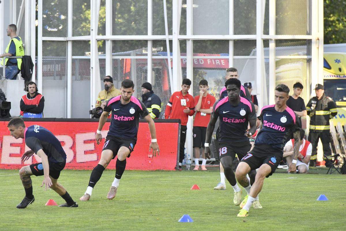 Dinamo - FCSB, fotografii de Cristi Preda înainte de meci